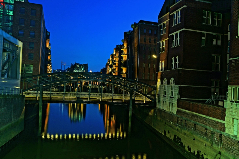 Brücke  über Kanal